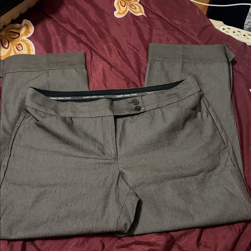 Classic Women's Pinstripe Capris